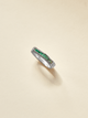 Anillo Canoa Esmeralda plata ley 950 Talla 6