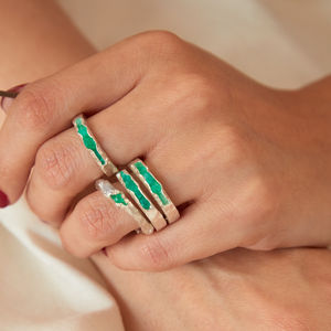 Anillo Canoa Esmeralda plata ley 950 Talla 6