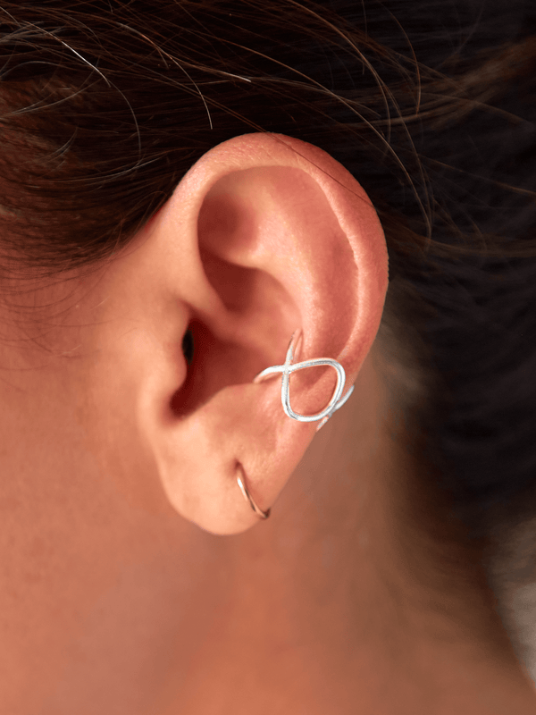 Earcuff Atarraya Pequeño Plateado