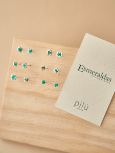 Aretes Vetas Mini Esmeralda en bruto Plata ley 950
