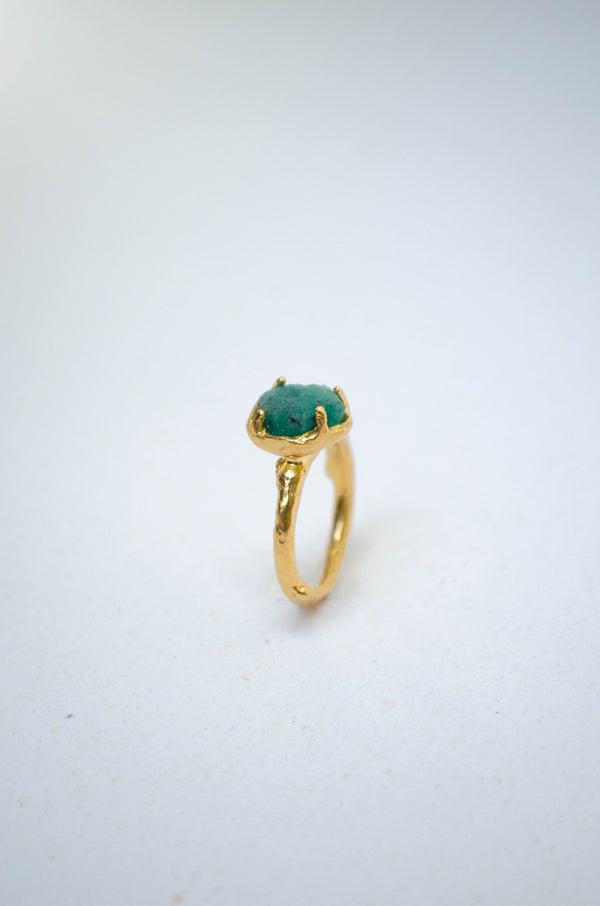 ANILLO VETAS ESMERALDA PLATA LEY 950 DORADO