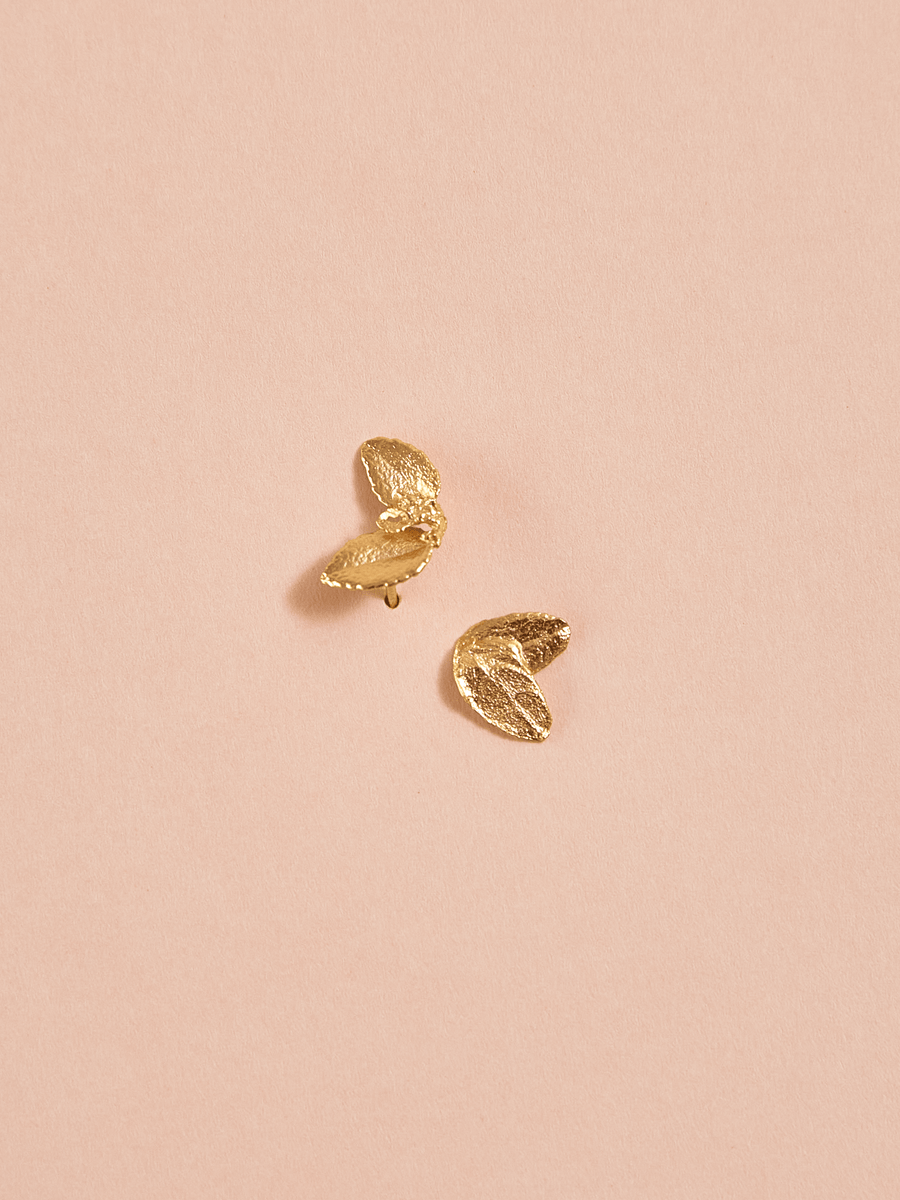 Aretes Topo Mini Doble Racimo Hoja Dorado