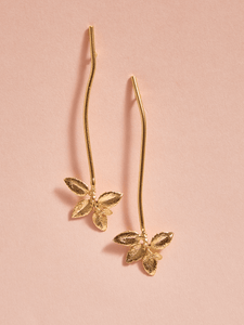 Aretes Palito Racimo Hojitas Dorado