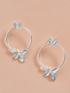 Aretes Midi Racimo Hojitas Circulo Plateados