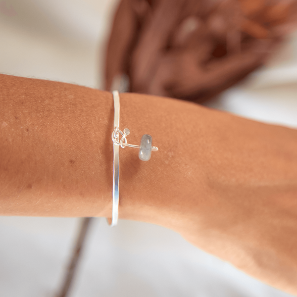 Pulsera Aro Plateada Popurrí Ágata Dona