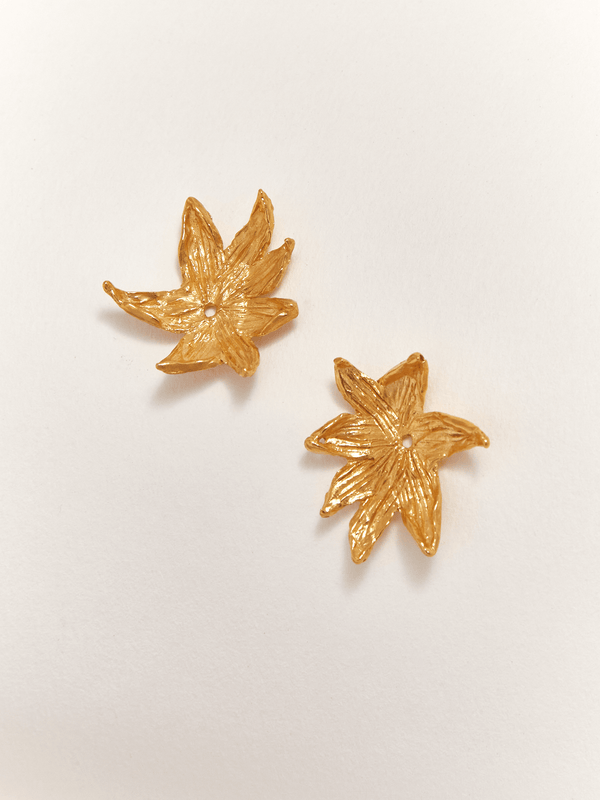 Aretes Topos pequeños Clavellino dorados