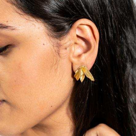 Aretes Triple Hoja Denia - Pilú Joyería. Joyas y accesorios con diseños exclusivos
