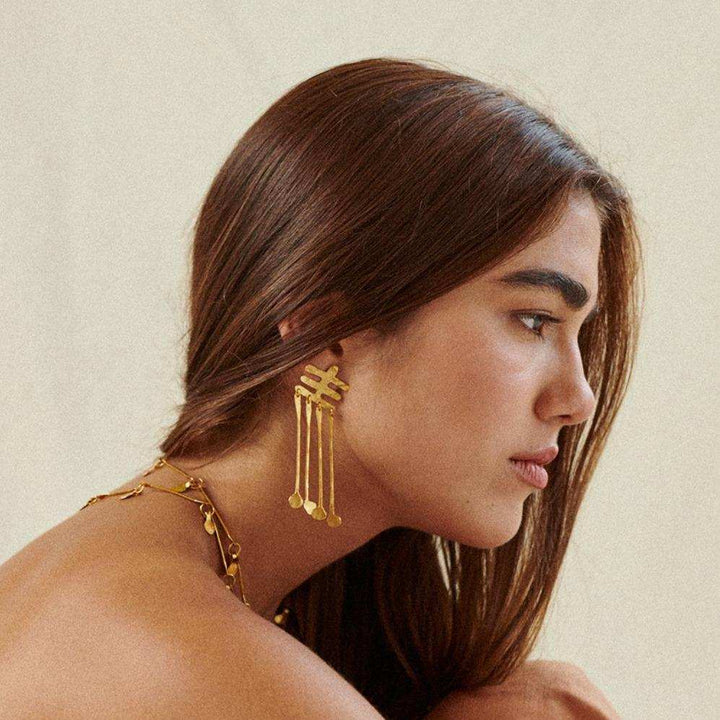 Aretes Lunula - Pilú Joyería. Joyas y accesorios con diseños exclusivos