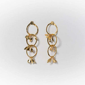 Aretes triples aro Chiribiquete dorado - Pilú Joyería. Joyas y accesorios con diseños exclusivos