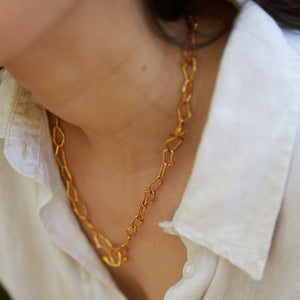 Collar chocker atarraya dorado