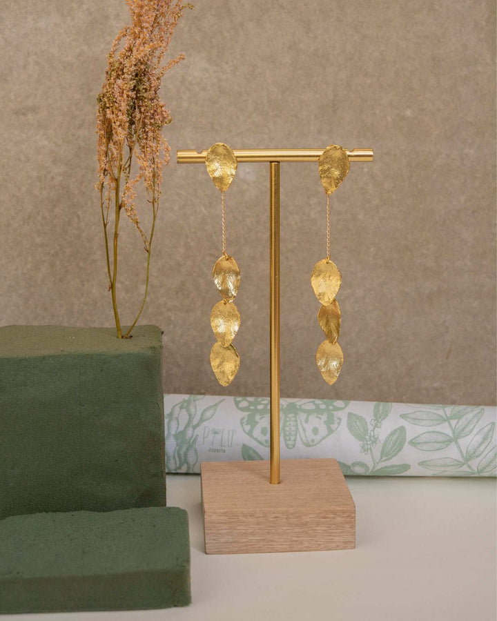 Aretes multihojitas - Pilú Joyería. Joyas y accesorios con diseños exclusivos