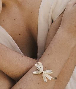 Pulsera Flor de Reina Grande Baño Plata
