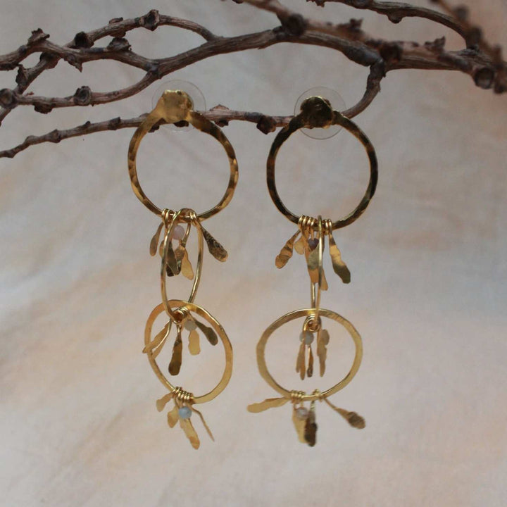 Aretes triples aro Chiribiquete dorado - Pilú Joyería. Joyas y accesorios con diseños exclusivos