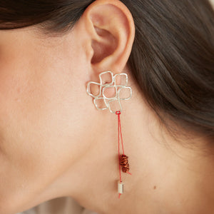 Aretes Atarraya Hilo Rojo Baño Plata